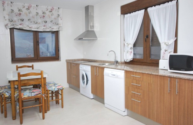HOLIDAY HOUSING BALBI HOUSE (PICOS DE EUROPA)