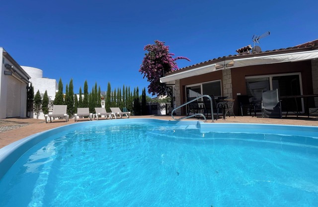 Holiday House