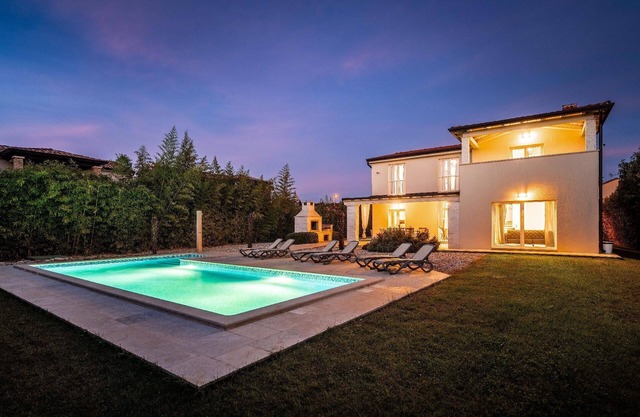 Holiday house Kastelir for 1 - 8 persons with 4 bedrooms - Holiday house
