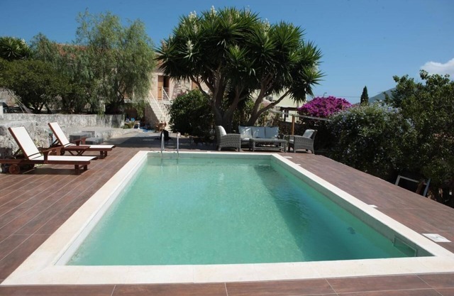 Holiday house Markantonata for 1 - 10 persons with 4 bedrooms - Luxury holiday home