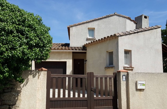 Holiday house near Canal du Midi and Mediterranean beaches