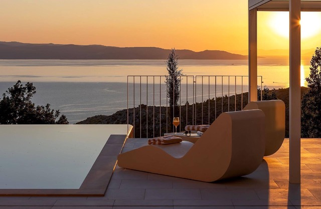 Holiday house Podgora for 1 - 8 persons with 4 bedrooms - Twin house