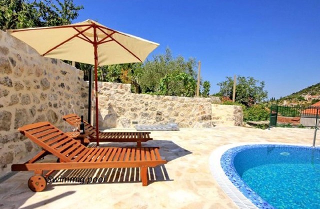 Holiday house Topolo for 1 - 9 persons with 3 bedrooms - Holiday home