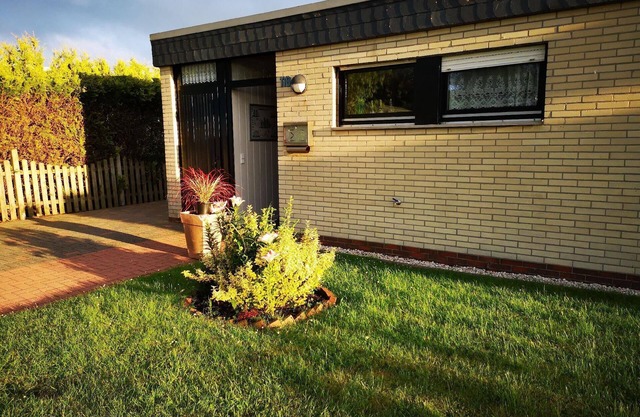 Holiday house Tossens for 1 - 4 persons with 2 bedrooms - Holiday house