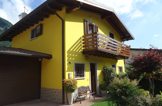 Holiday house up to 4 persons, only 200 m from the lake, quiet location