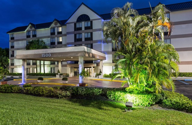 Holiday Inn Express & Suites Ft. Lauderdale N - Exec Airport by IHG