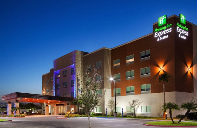 Holiday Inn Express & Suites Edinburg-McAllen Area by IHG