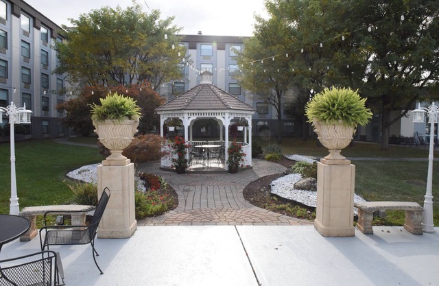 Holiday Inn Piscataway Somerset by IHG