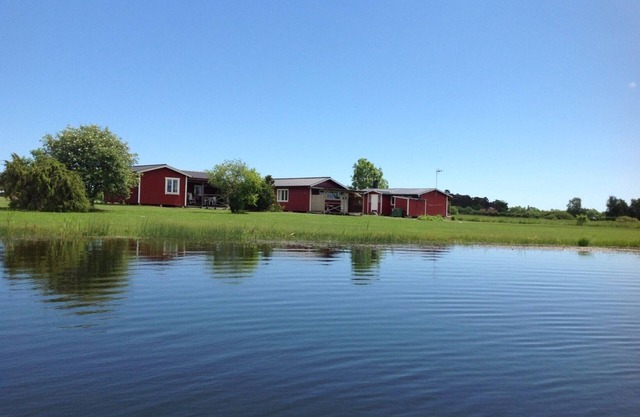 Holiday on Öland by the lake in a holiday village