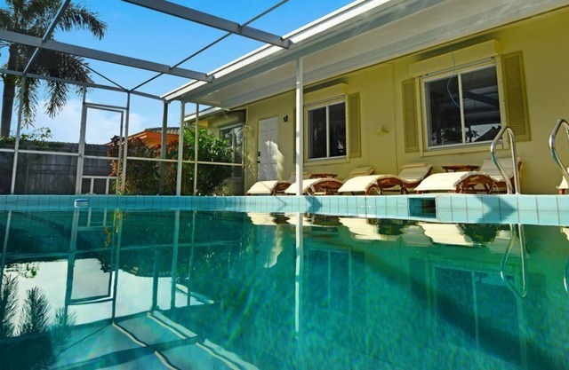 Holidays Sale | 20-40% discounts | Private Pool | Beach 4min | Foosball