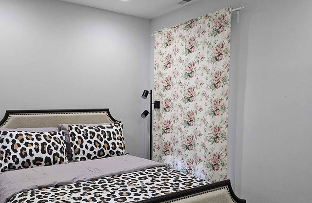 HOME AWAY FROM HOME is here for you. Quiet and clean