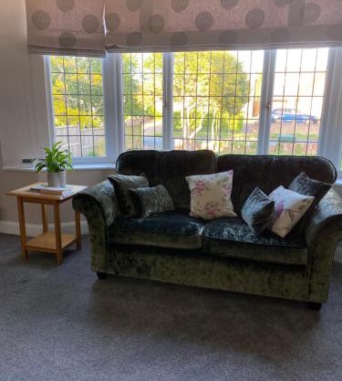 Home by the Sea in Rustington