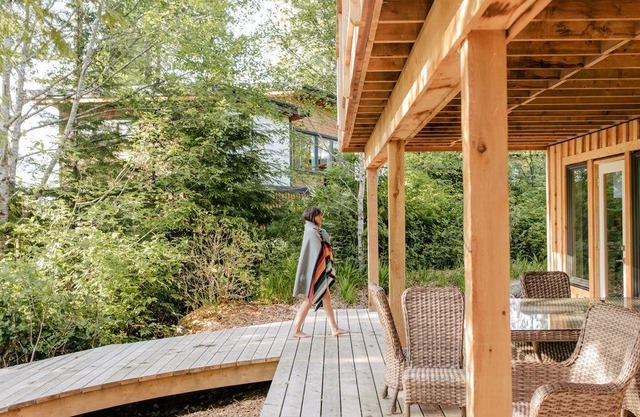 Home in Tofino w/hottub