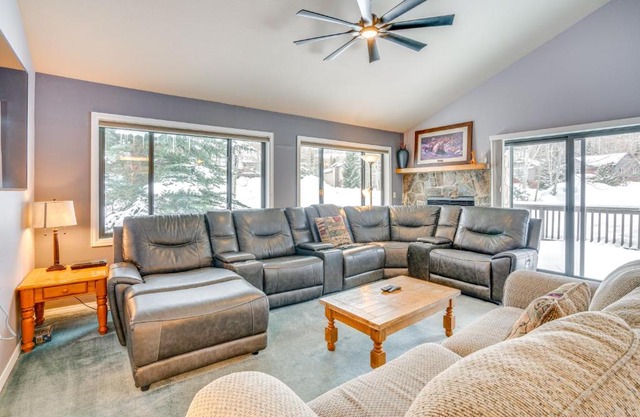 Home with Mtn Views in Frisco Near 3 Ski Resorts!