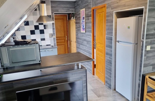 Homerez - Amazing appartement for 5 ppl. with terrace and balcony at Chenôve