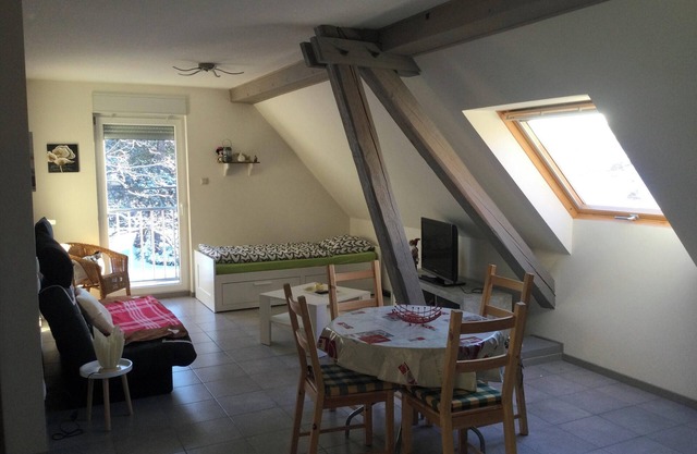 Homerez - Apartment in Lohr, parking