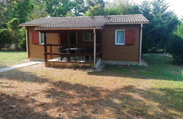Homerez - Beautiful chalet for 4 ppl. with terrace at Presles-et-Boves
