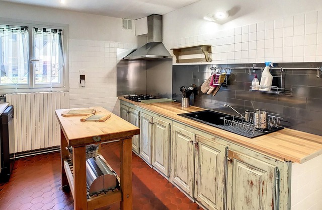 Homerez - Big house for 12 ppl. with jacuzzi, garden and terrace at Bars