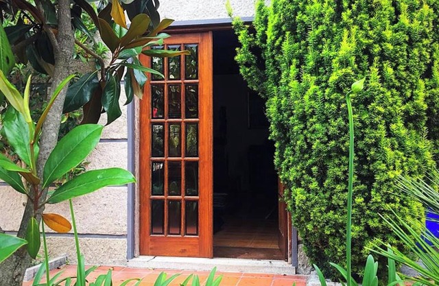 Homerez - Charming House Apendurada with Garden