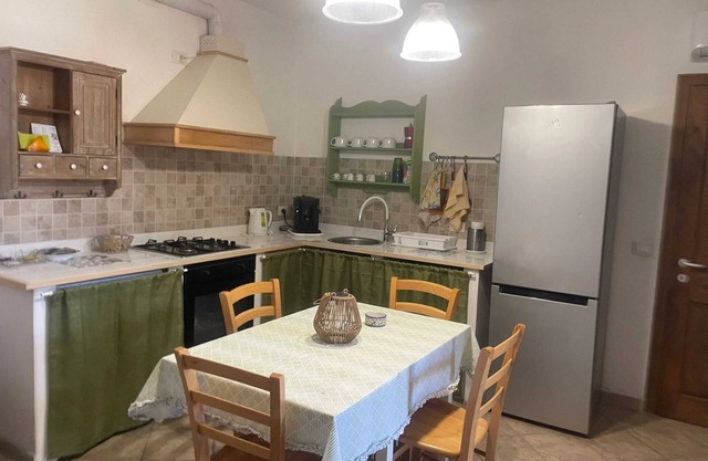 Homerez - Charming House in Vittoria with Garden