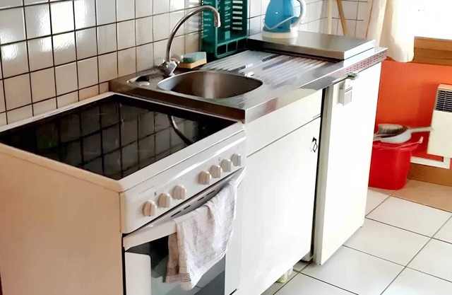 Homerez - Comfortable Apartment in Mesnay - 70 m² - Private Balcony