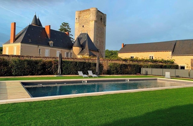 Homerez - Elegant Villa in Tendu with Private Pool