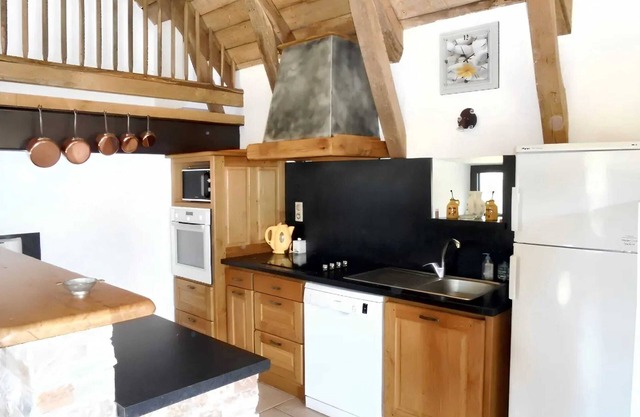 Homerez - House in Castelnau-de-Mandailles