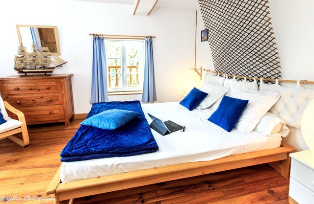 Homerez - House for 4 ppl. with shared pool and spa at Saint-Front-de-Pradoux
