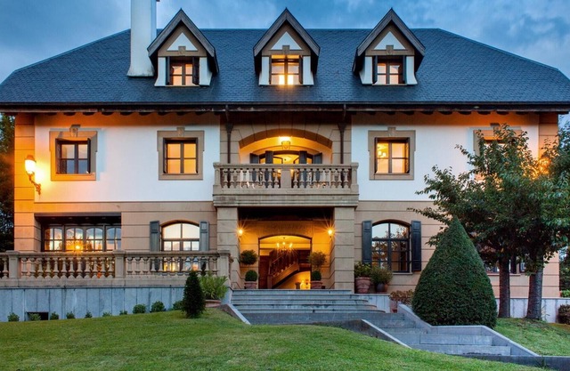 Homerez - House 10 km away from the beach for 8 ppl. with garden and terrace