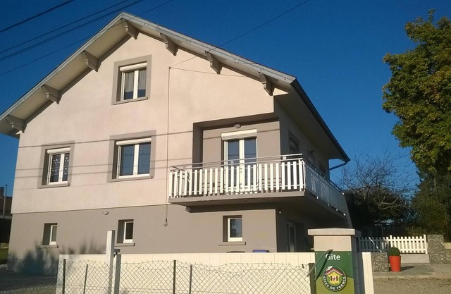 Homerez - House 11 km away from the beach for 9 ppl. with spa at Poids-de-Fiole