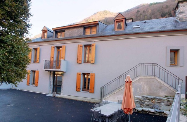 Homerez - House 2 km away from the slopes for 10 ppl. with garden at Cauterets