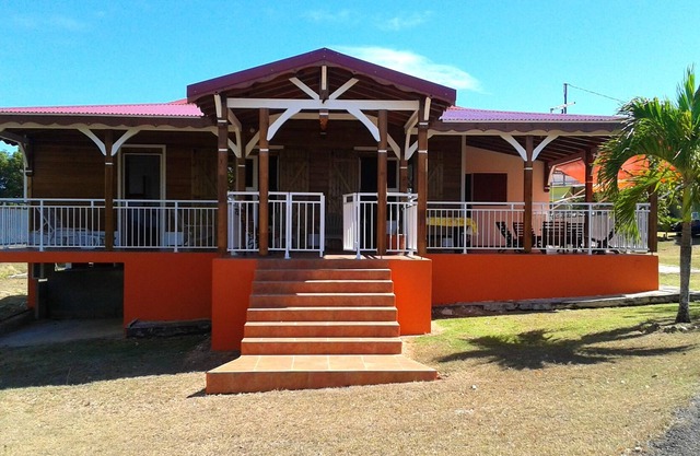 Homerez - House 7 km away from the beach for 6 ppl. with garden at Anse-Bertrand