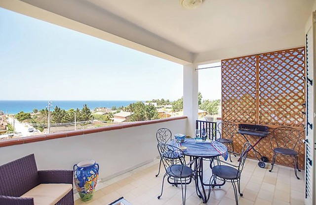 Homerez - Apartment in San Giorgio, Sea View