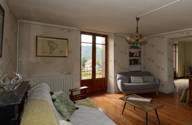 Homerez - Spacious house for 6 ppl. with balcony at Aspres-sur-Buëch