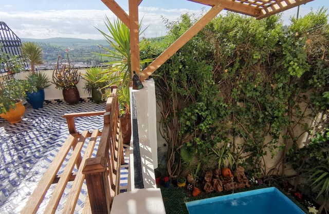 Homerez - Spacious appartement for 6 ppl. with garden and terrace at Fes