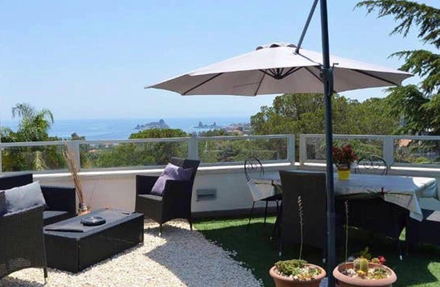 Homerez - Studio 15 km away from the beach for 2 ppl. with sea view at Acireale