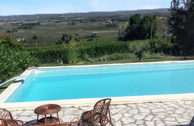 Homerez - Villa in Monbazillac