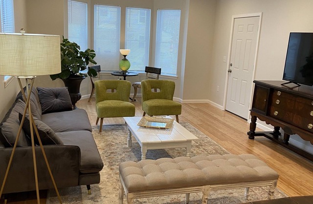 Honesdale Historic District 2BR+ Apartment
