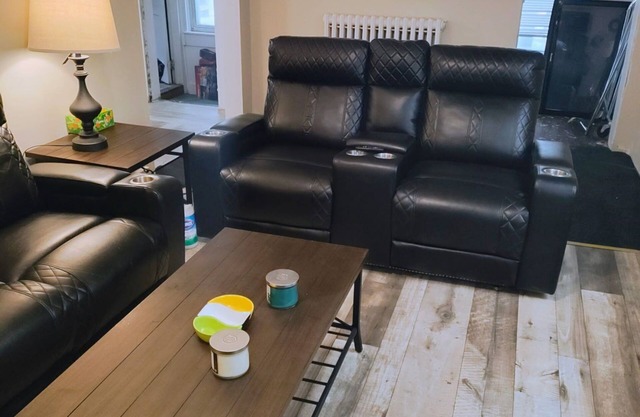 Honey Comb Hideout 3Br. House Albany