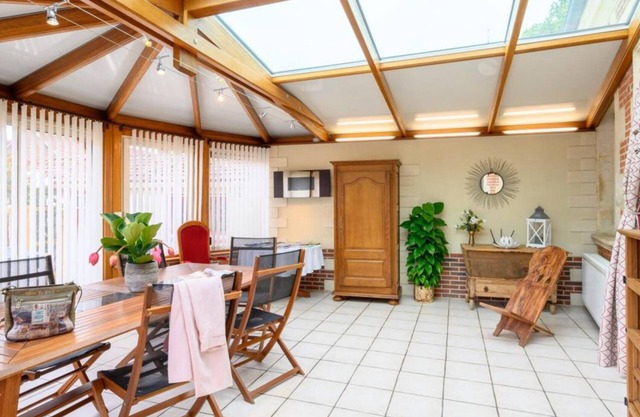 Honeysuckles 6 people 3 ch 150m2