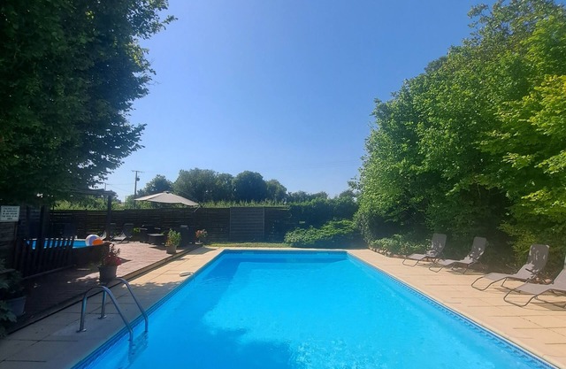'Horloge' La Grange du Moulin - Exclusively families, heated pool, garden, wifi