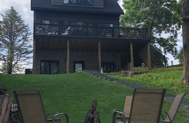 Horseshoe Hideout - Cabin ready for you to enjoy!