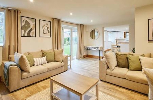 Host Stay Fawcett Cottage