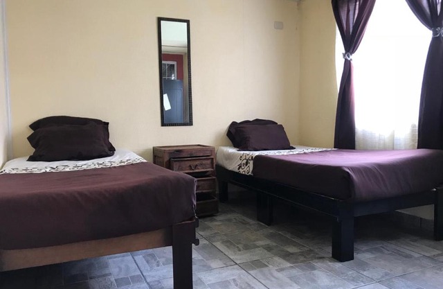 Hostal Cerro Rojo