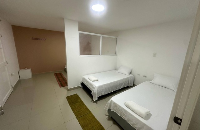 Hostel in cartagena 10 minutes from the historical center and 10 meters from the beach.