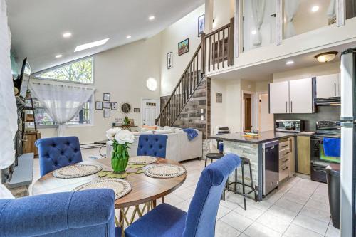 Hot Tub and Lake Beach Access Tobyhanna Retreat!