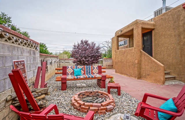 Hot Tub, NobHill Home, King Bed, Patio w/Firepit