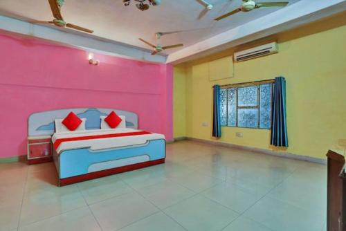 Hotel Abhishek- Near Apollo Hospital