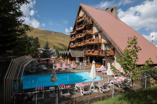 Hotel Adret