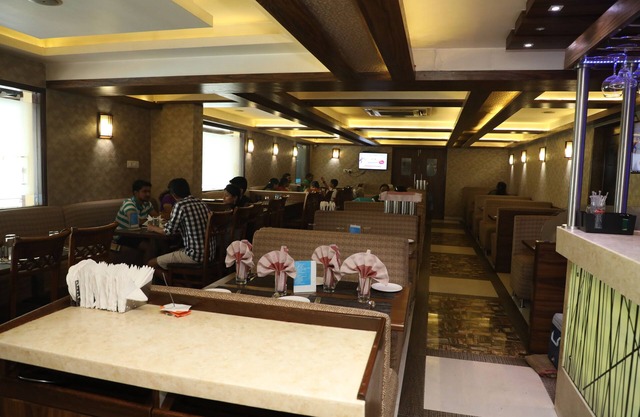 Hotel Anantha Executive Suites